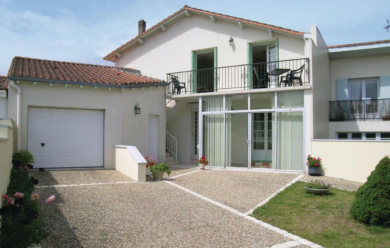 Amazing Apartment In Vaux Sur Mer With Wifi Extérieur photo
